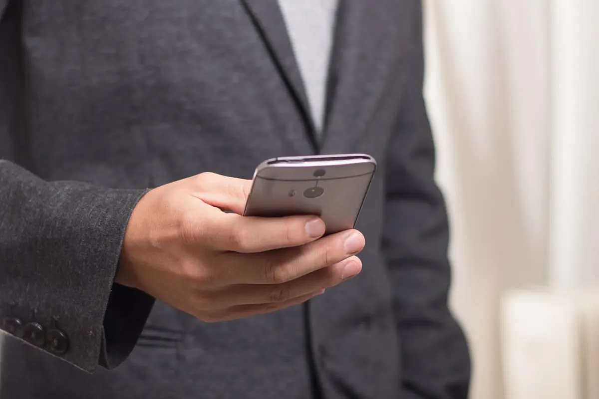 Dlaczego warto zdecydować się na ubezpieczenie telefonu?